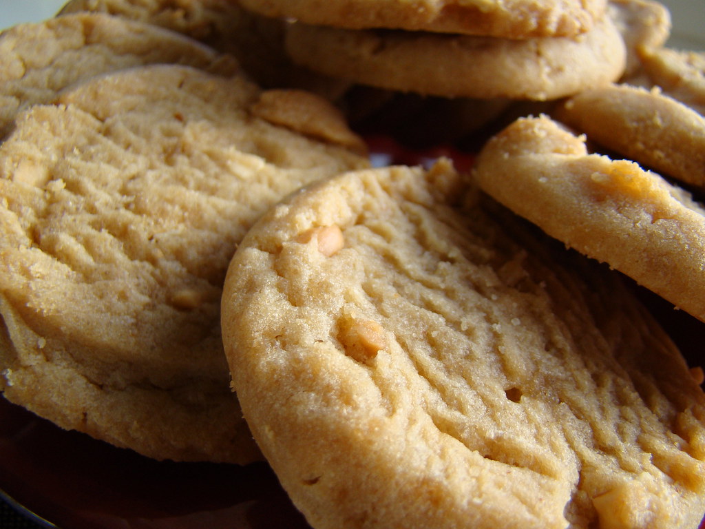 Classic Peanut Butter Cookies Recipe