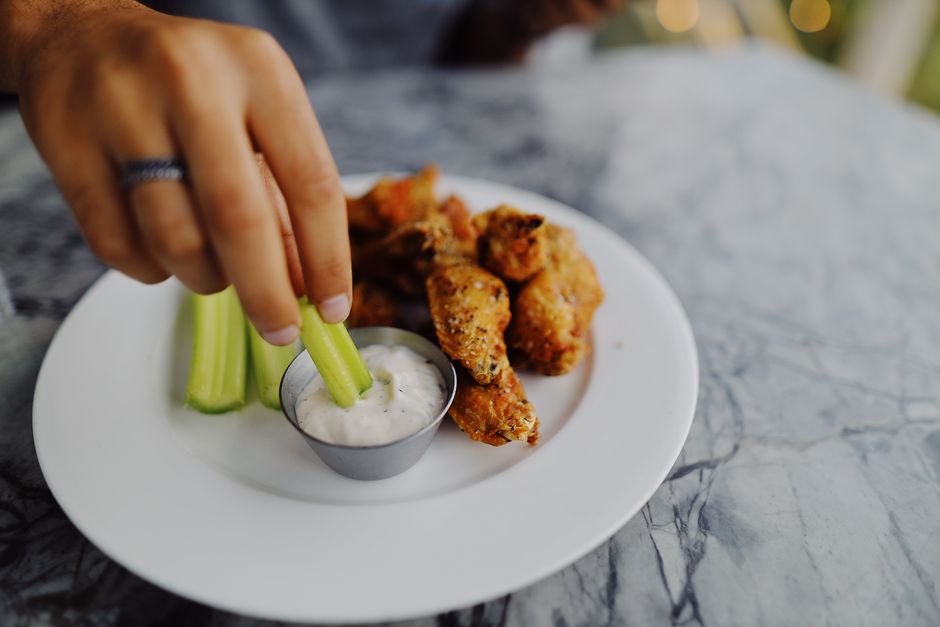 How Long to Bake Chicken Wings (Time & Temp)